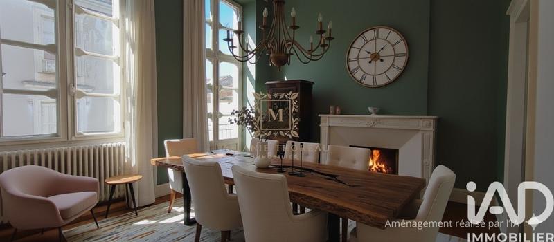 Maison - 365 m² - 15 pièces