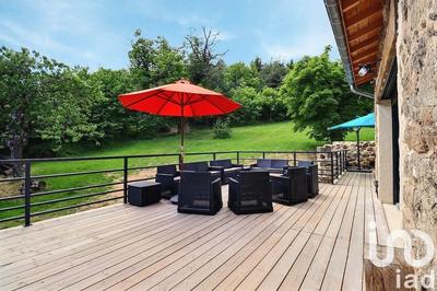 Maison - 215 m² - 6 pièces