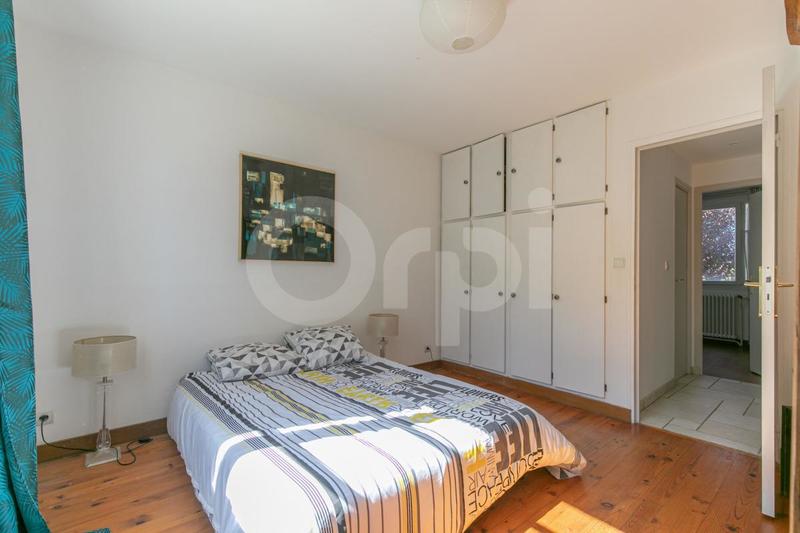 Maison - 183 m² - 7 pièces