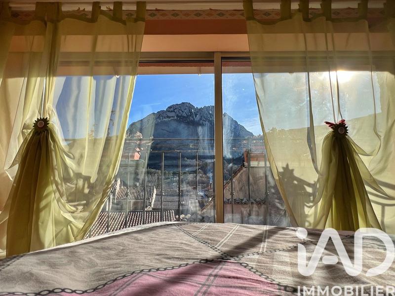 Maison de ville - 132 m² - 7 pièces