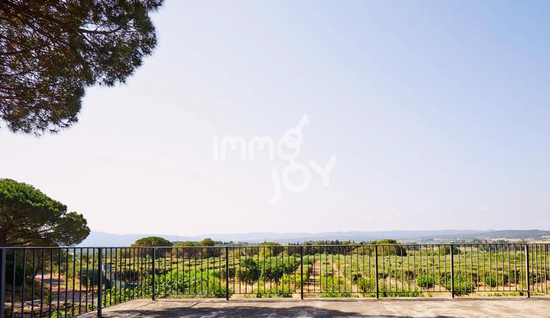 Villa - 320 m² - 8 pièces