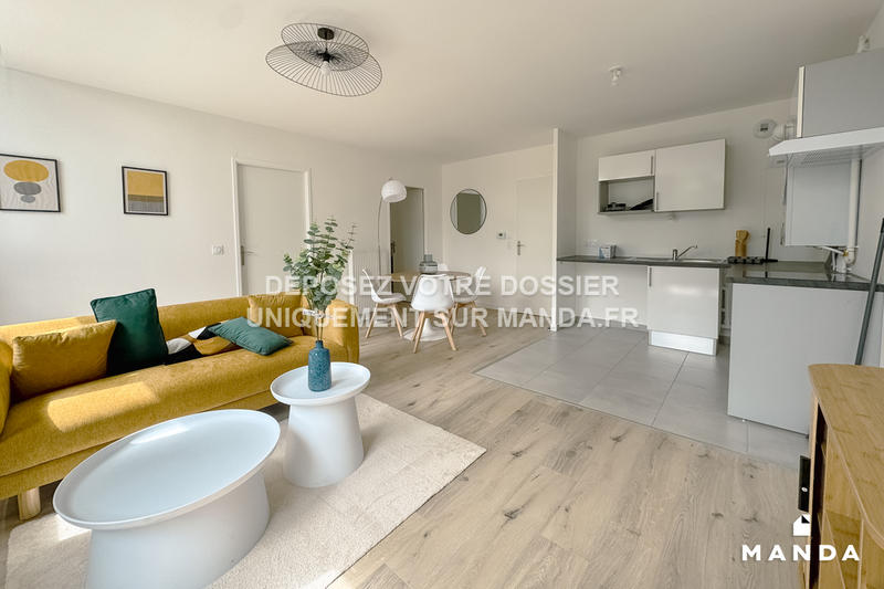 Chambre - 10 m² - 4 pièces