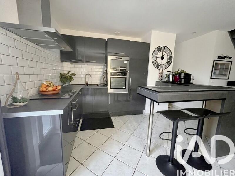 Maison - 115 m² - 6 pièces