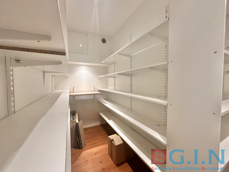 Local commercial - 81 m²