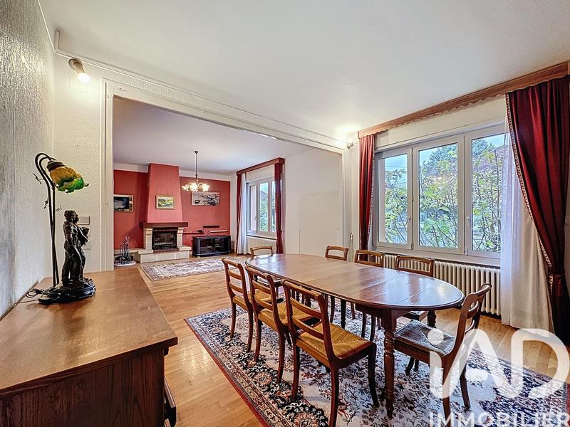 Maison - 170 m² - 8 pièces