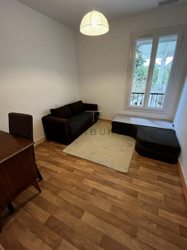 Maison - 144 m² - 9 pièces