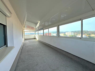 Appartement - 89 m² - 4 pièces