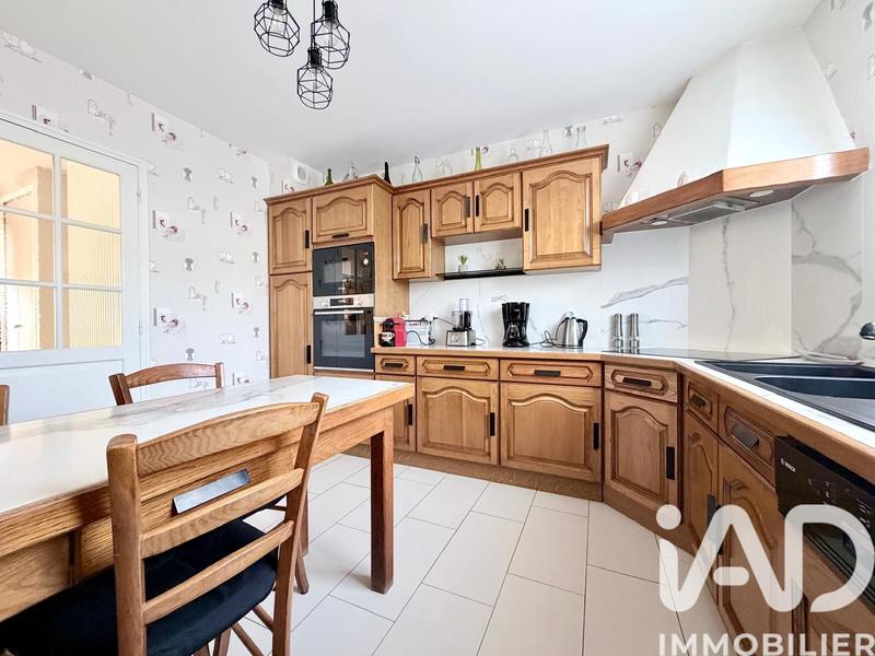 Maison - 152 m² - 7 pièces