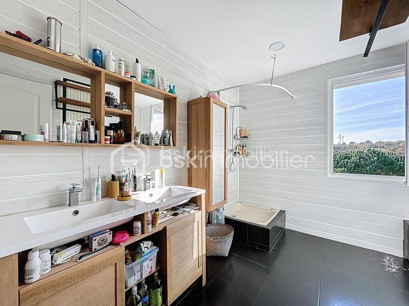 Maison - 156 m² - 5 pièces