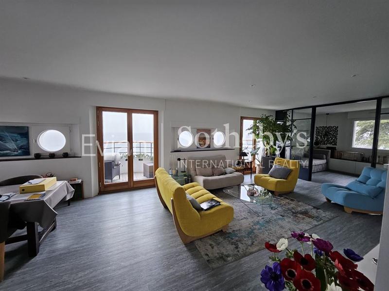 Appartement - 118 m² - 4 pièces