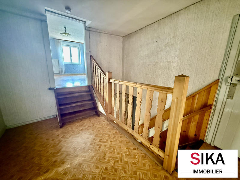 Maison traditionnelle - 175 m² - 6 pièces