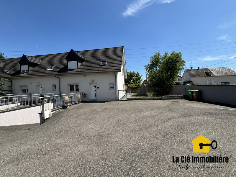 Maison - 92 m² - 5 pièces