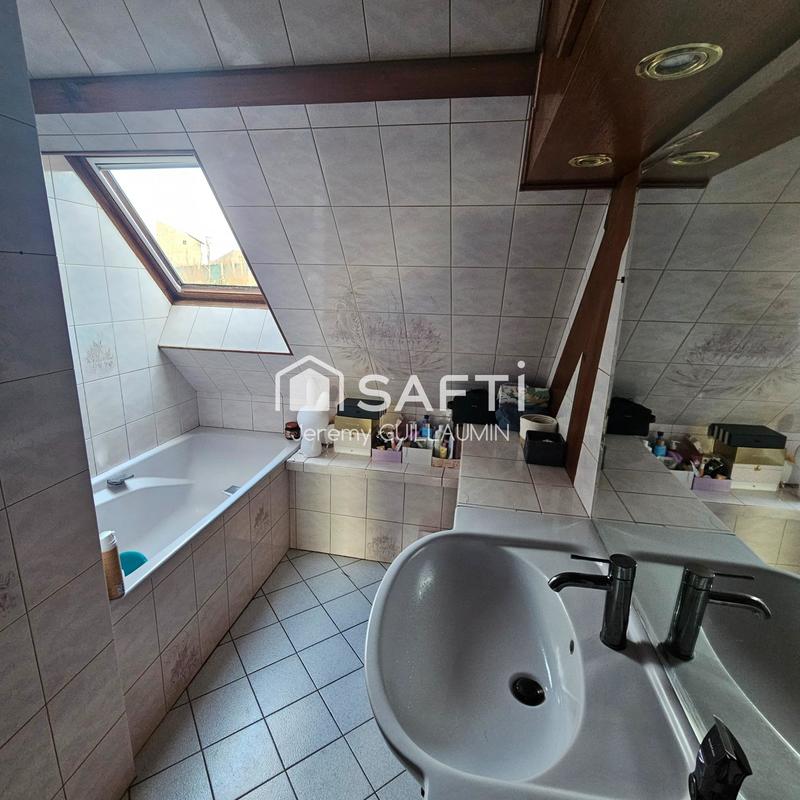 Maison - 180 m² - 6 pièces