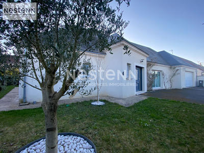 Maison - 235 m² - 7 pièces