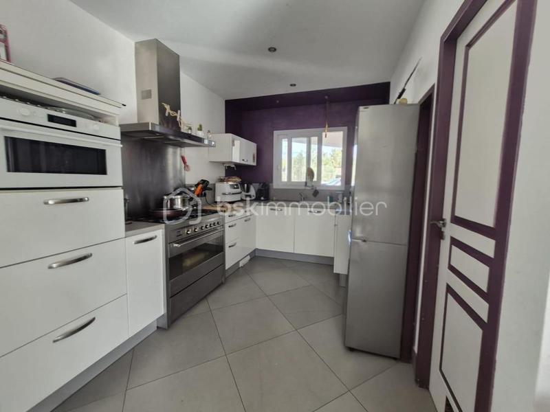 Villa - 104 m² - 4 pièces