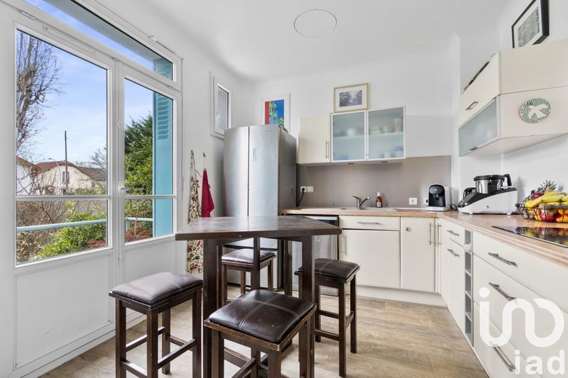 Maison - 168 m² - 8 pièces