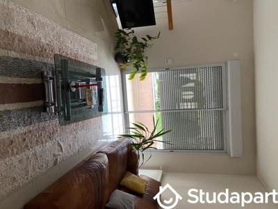 Chambre - 15 m² - 1 pièce