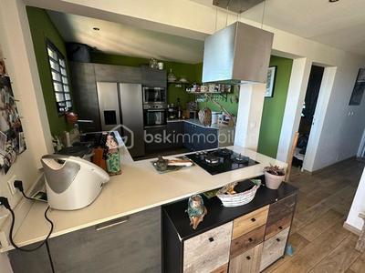 Villa - 90 m² - 4 pièces