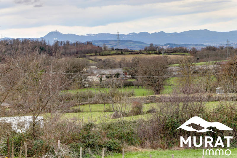 Maison - 220 m² - 7 pièces