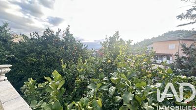 Maison de ville - 112 m² - 5 pièces