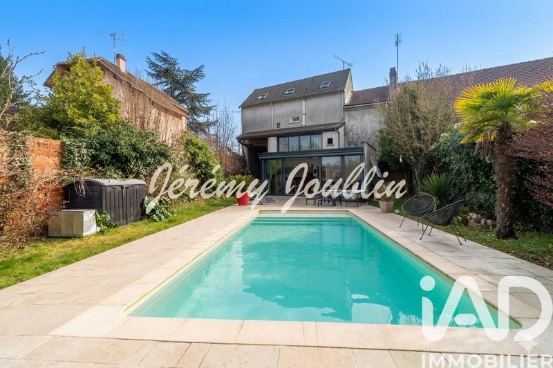 Maison - 143 m² - 7 pièces