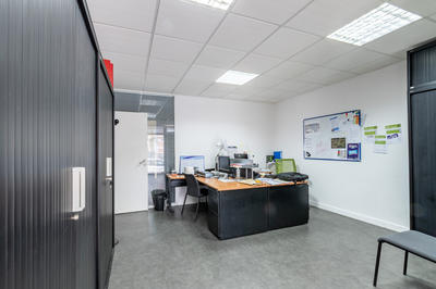 Bureau - 498 m² - 8 pièces