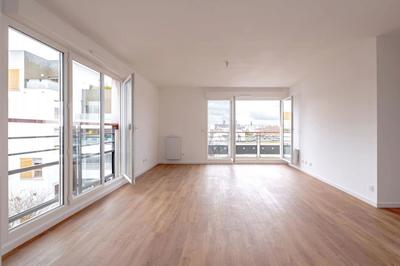 Appartement - 79 m² - 4 pièces