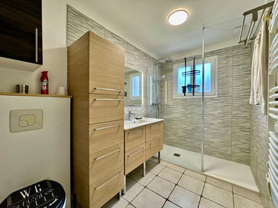 Maison - 85 m² - 5 pièces