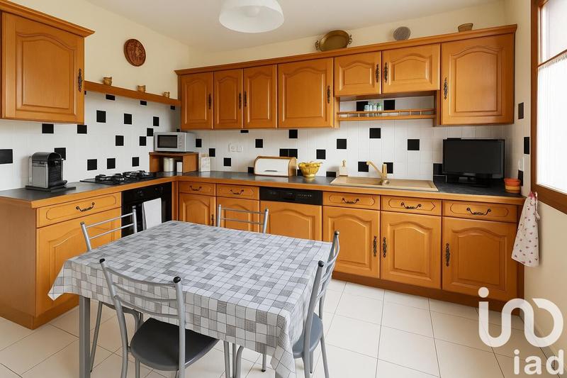 Maison - 123 m² - 7 pièces