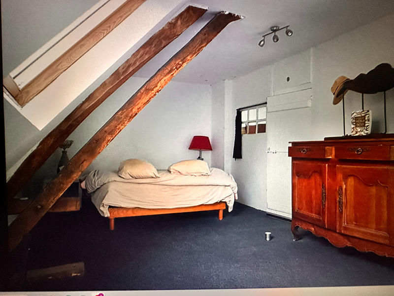 Maison - 305 m² - 10 pièces