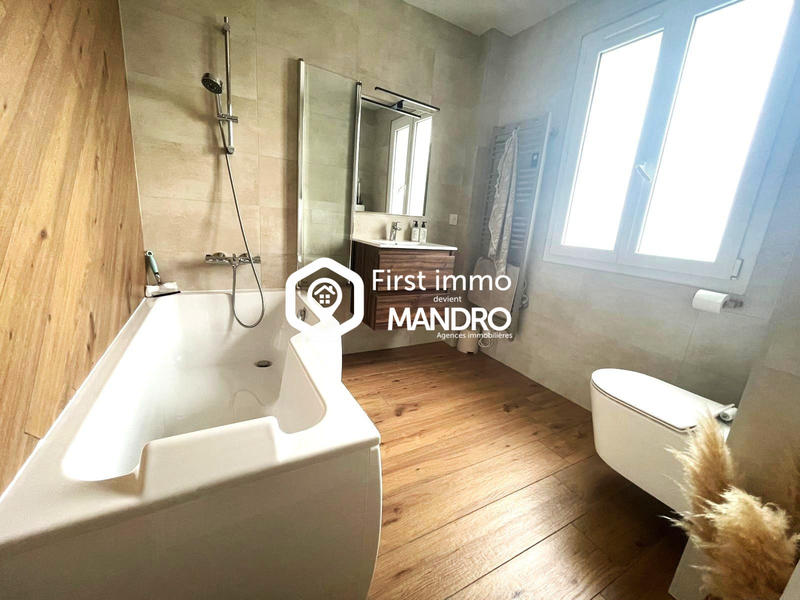 Maison - 150 m² - 6 pièces