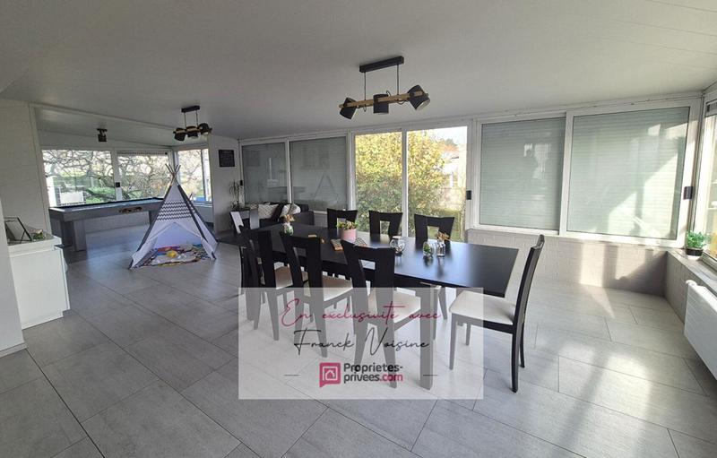 Maison - 193 m² - 6 pièces