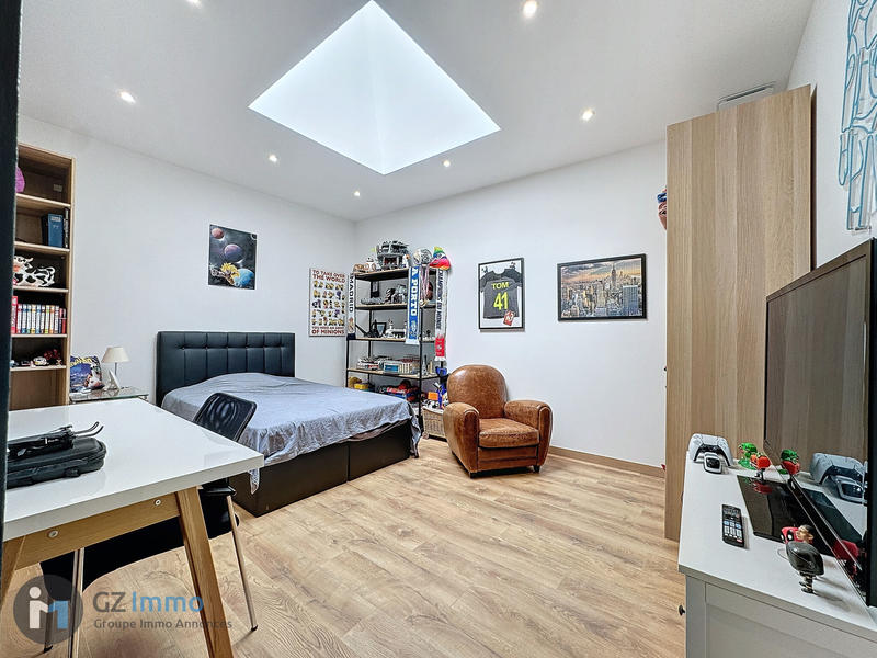 Appartement - 150 m² - 5 pièces