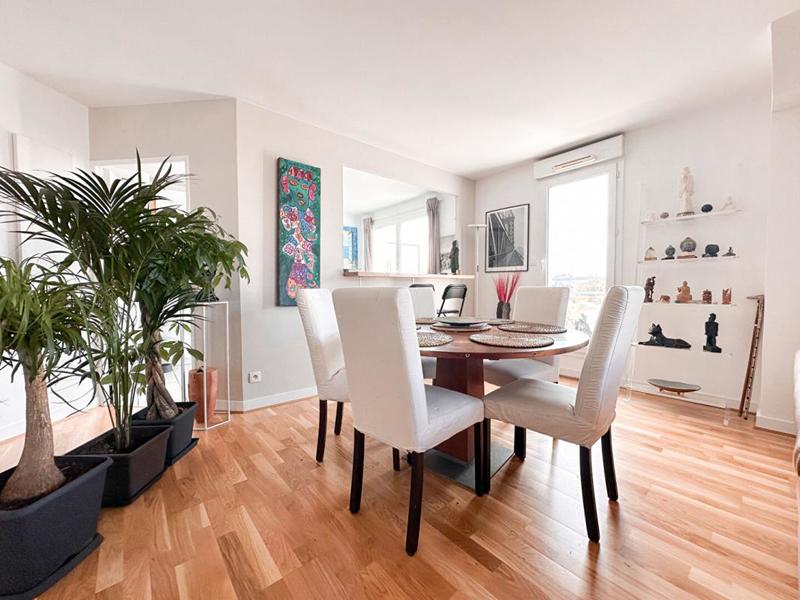 Appartement - 75 m² - 3 pièces