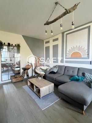 Appartement - 93 m² - 3 pièces