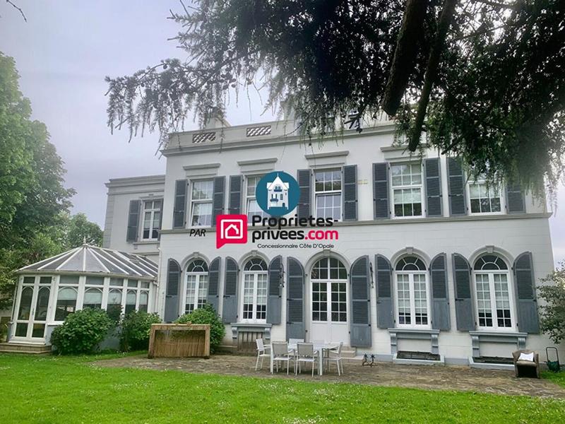 Maison - 316 m² - 12 pièces