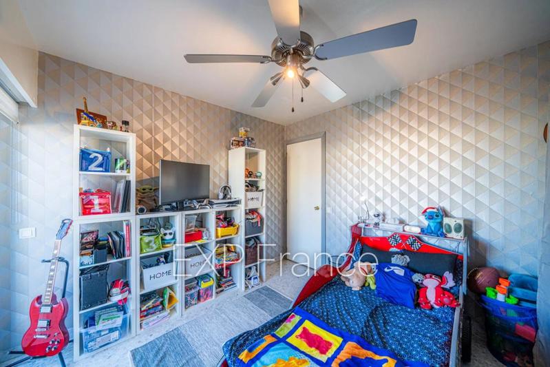 Appartement - 95 m² - 4 pièces