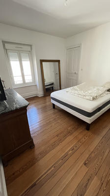 Appartement - 117 m² - 3 pièces