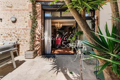 Mas - 262 m² - 6 pièces