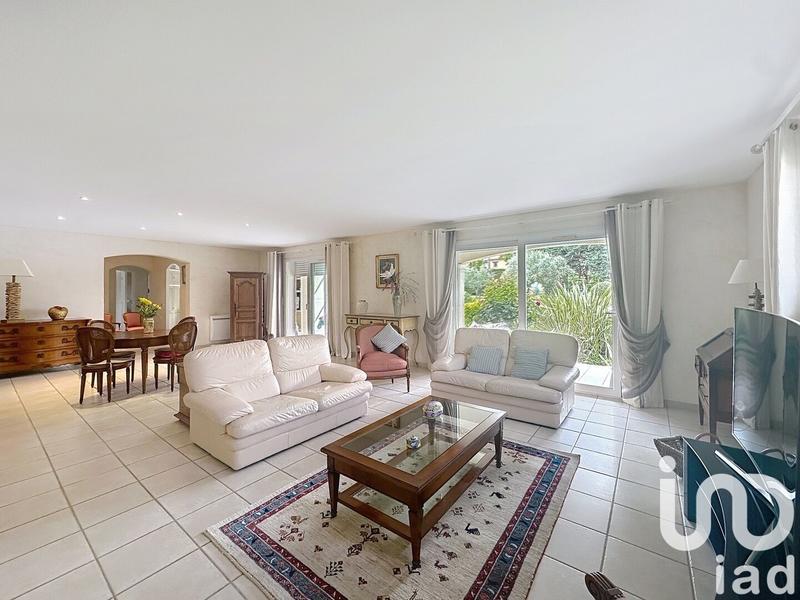 Maison - 189 m² - 7 pièces