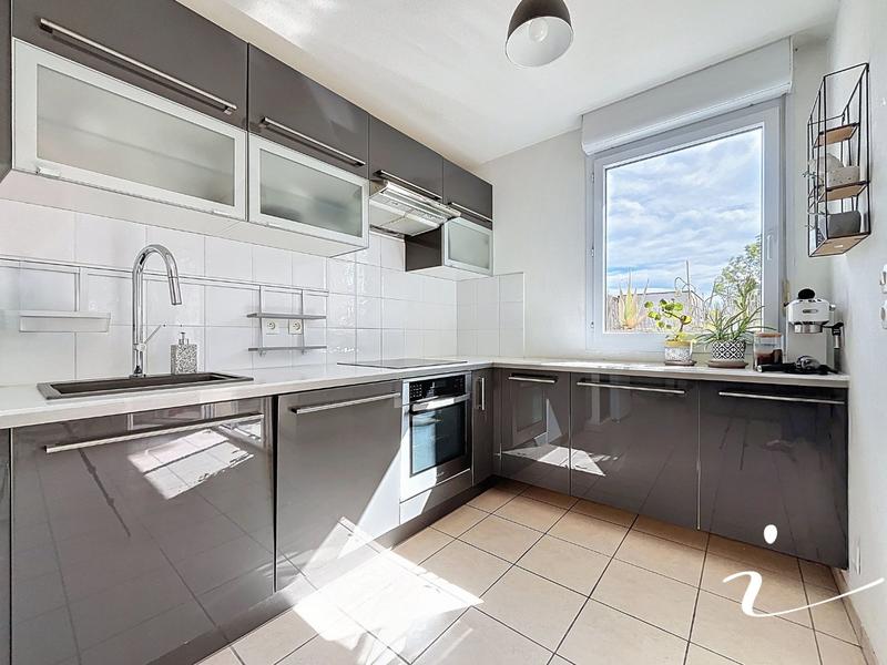 Appartement - 65 m² - 3 pièces