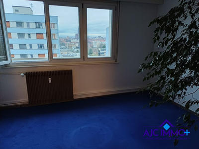 Appartement - 97 m² - 4 pièces