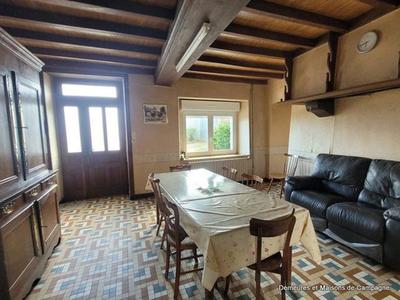 Corps de ferme - 107 m² - 5 pièces