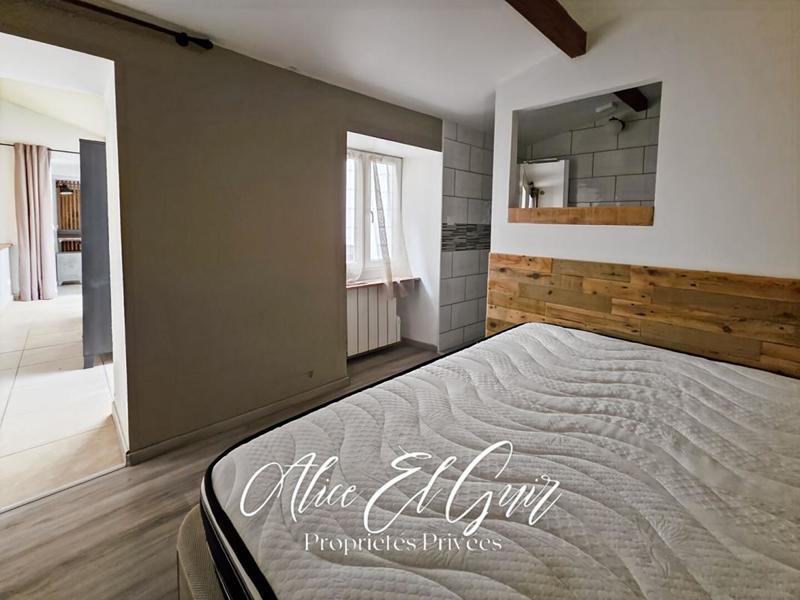 Immeuble - 170 m² - 7 pièces