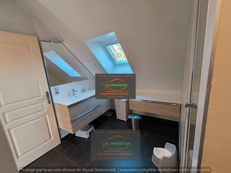 Maison - 141 m² - 7 pièces