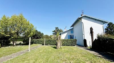 Maison ancienne - 155 m² - 7 pièces