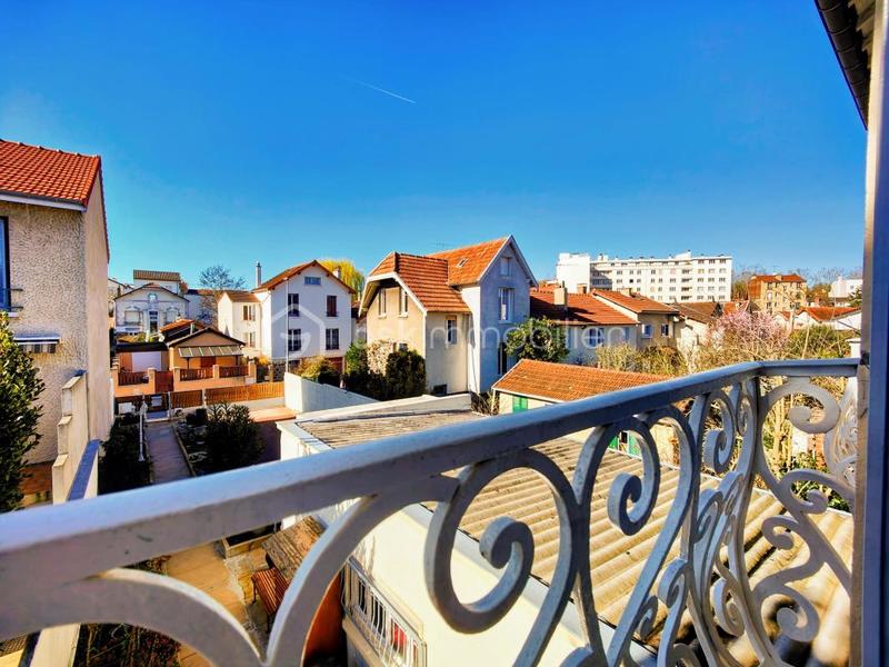 Maison - 105 m² - 4 pièces