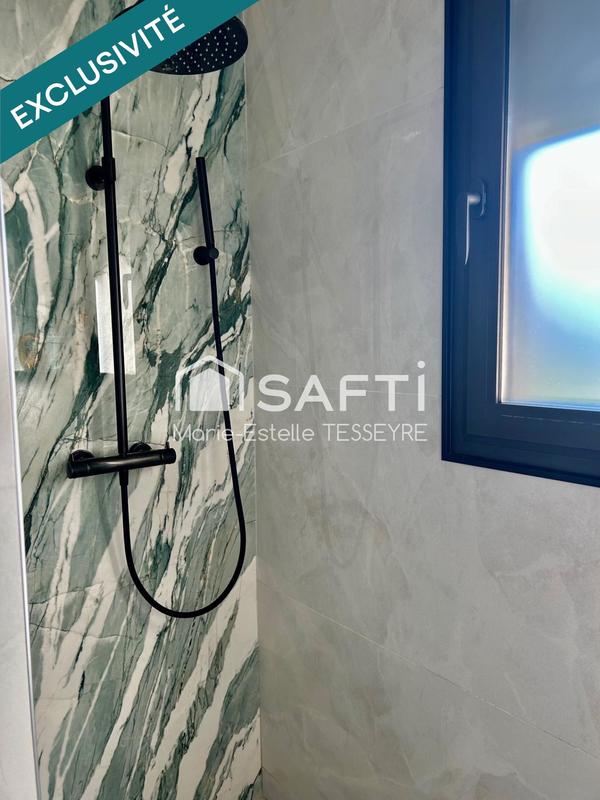 Maison - 230 m² - 6 pièces