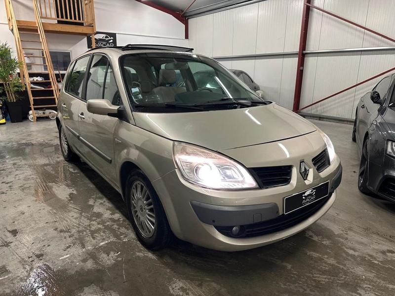 Renault Scénic II 2.0 i 136cv Boîte auto / Toit Ouvrant