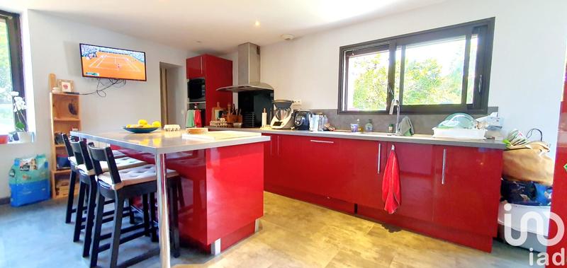 Maison - 196 m² - 7 pièces